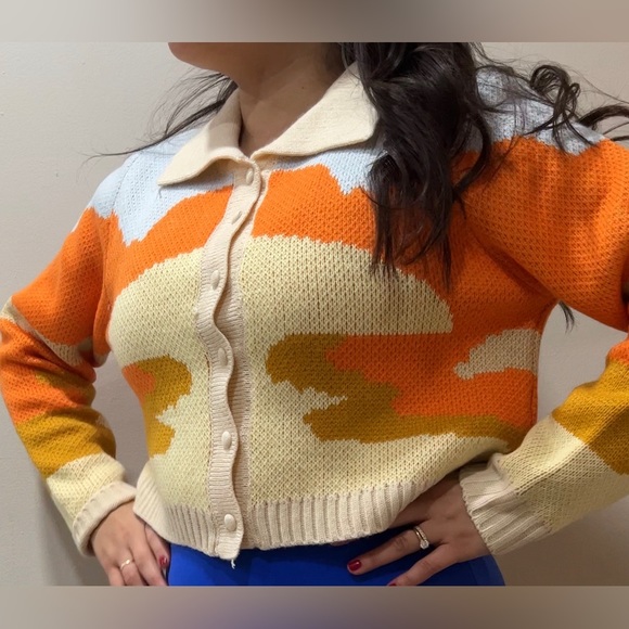 Women’s Y2K floral print sweater - Picture 2 of 5